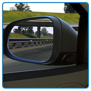 سیستم مانیتورینگ نقاط کور خودرو (Blind Spot Monitoring) یکی از مهم‌ترین کاربردهای رادار خودرو